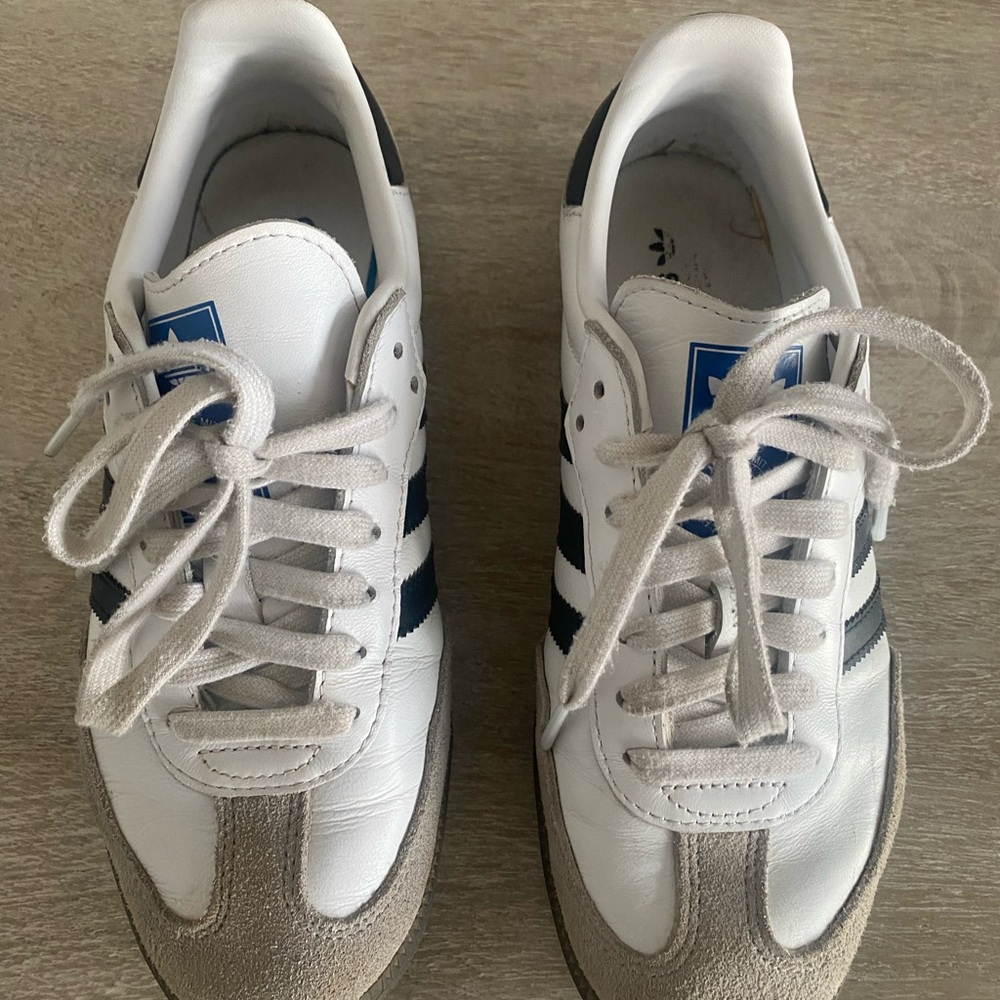Adidas Samba – Women’s Size 7